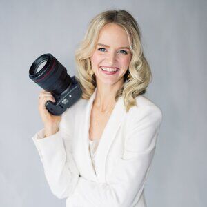 Meet your Posher, Elizabeth